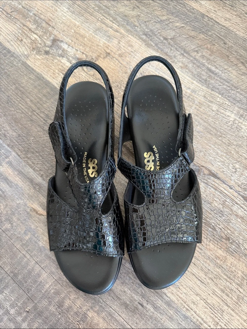 SAS Size US 7.5M Suntimer Black Croc Comfort Heeled Leather Sandal EZ Strap USA